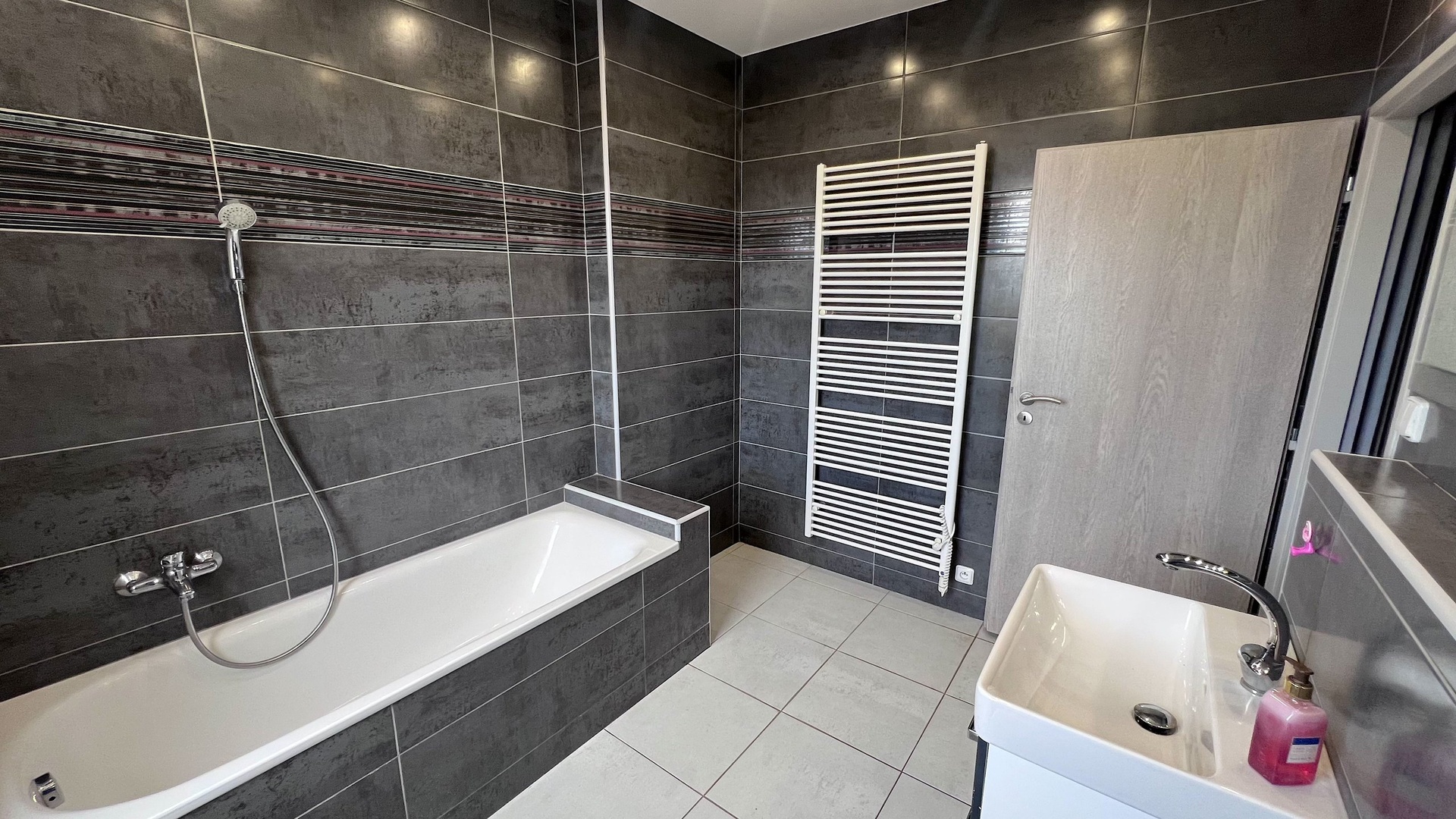 Prodej RD 4+kk, 148 m², zahrada 543 m², terasa 60 m², balkón, sklep, Lesní čtvrť, Zlín