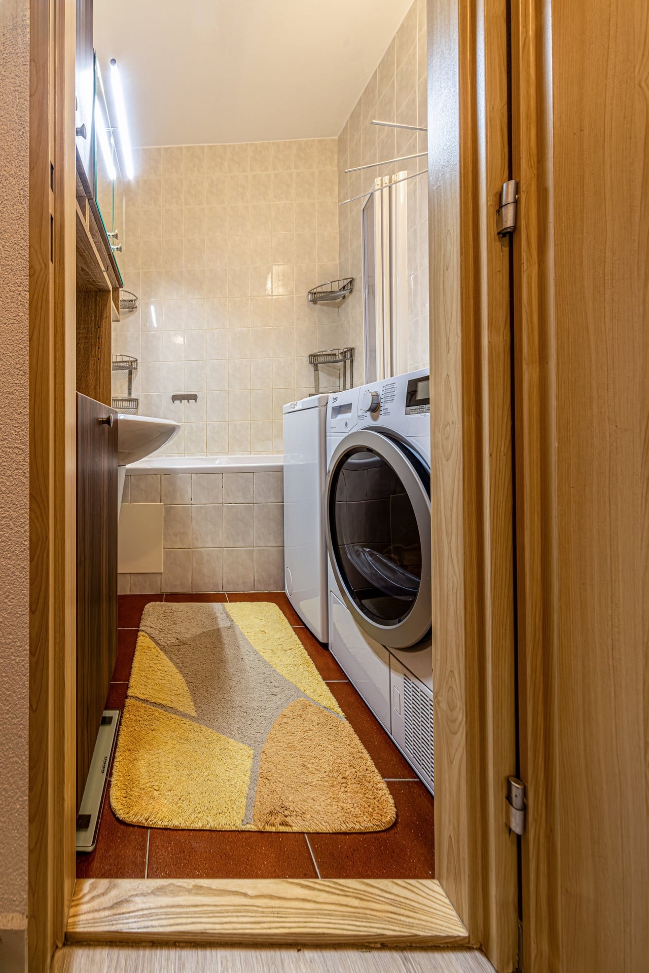 Prodej bytu 3+1, 70m2, 1.NP, lodžie, sklep, Moravská ul., Jižní Svahy, Zlín