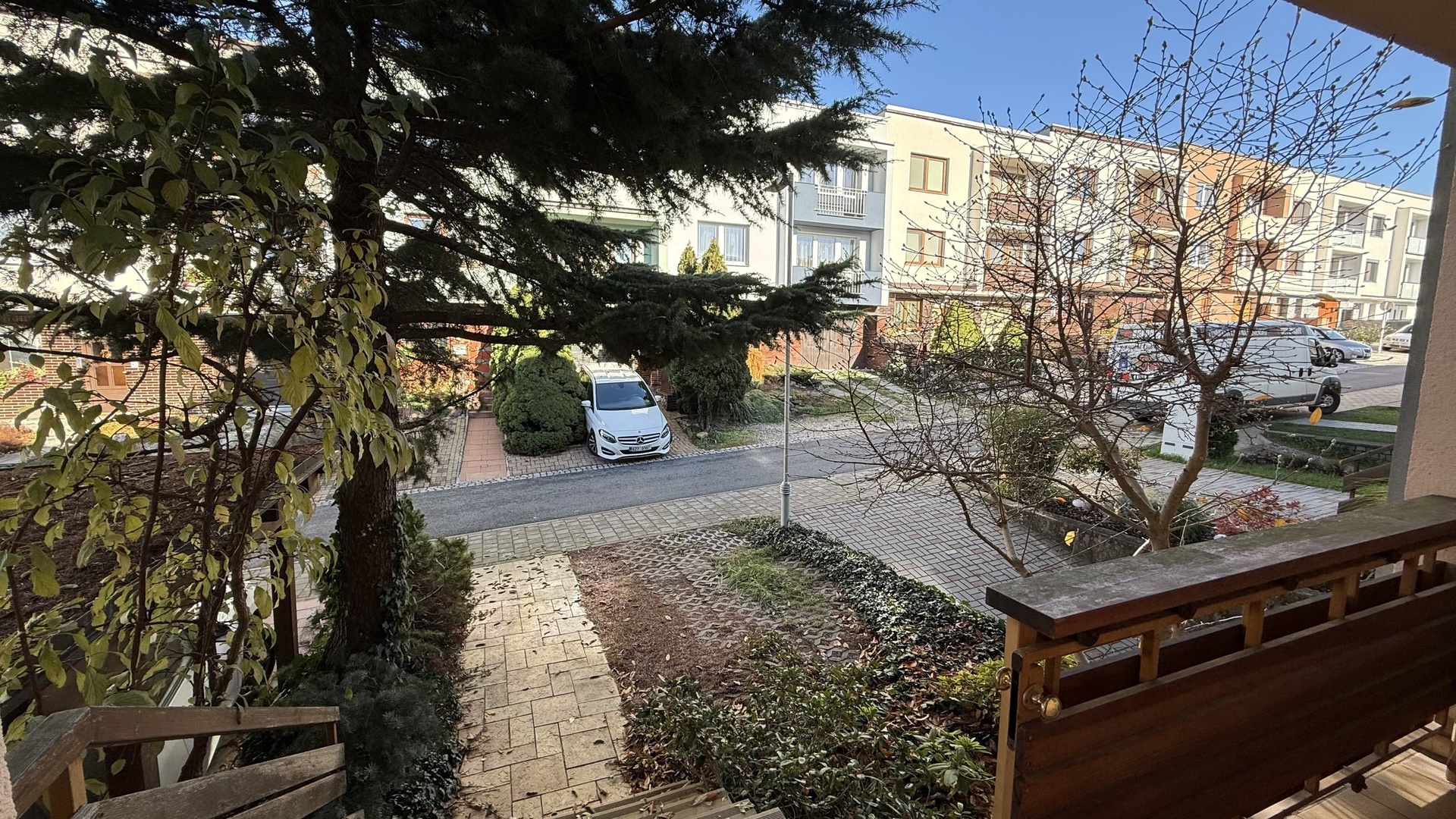 Prodej RD 6+kk, 235 m2, Nivy II, Pozlovice, zahrada, garáž, 2x parkovací místo, Luhačovice